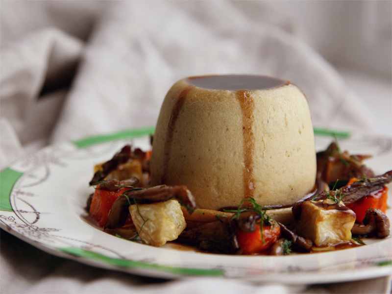 Mushroom-Spinach-with-White-Truffle-Oil-Suet-Pudding-V_proc